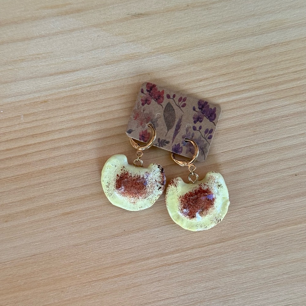 Handmade Polymer clay Dumpling earrings 🥟